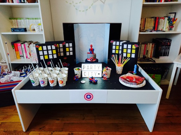 Décoration anniversaire Super-Héros by Humeur de moutard