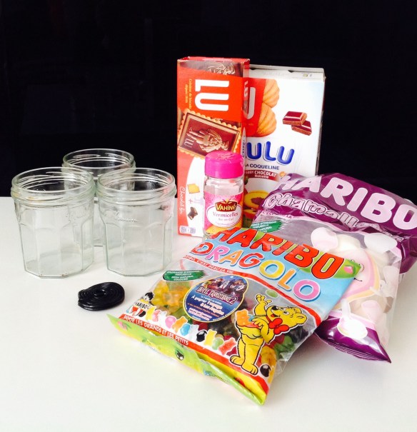 Matériel pour le gâteau château fort - by Humeur de moutard